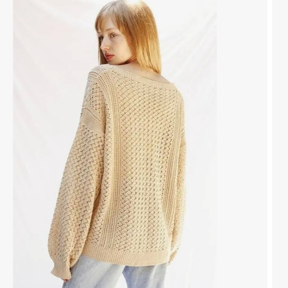 Women's Lightweight V Neck Beige Sweater - Picture 2 of 5